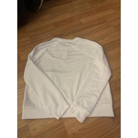 Christmas Crewneck Top Size Small - Picture 6 of 7